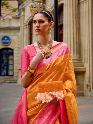 Sareemall Woven Banarasi Silk Blend Saree(Yellow)