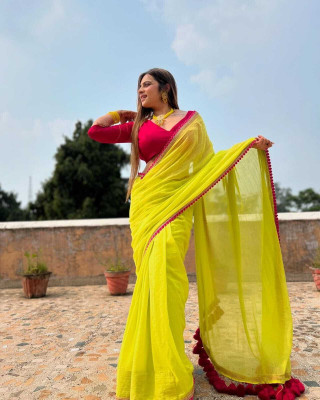 AVTC Self Design Bollywood Georgette Saree(Green)
