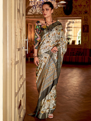 Divastri Woven Madurai Silk Blend Saree(Cream)