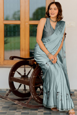 MIRCHI FASHION Printed, Blocked Printed Daily Wear Chiffon, Georgette Saree(Grey, Black)