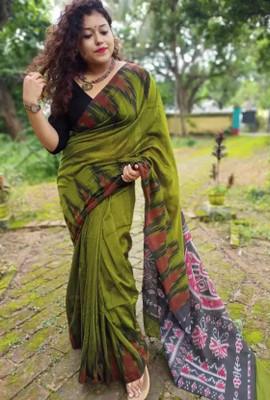 maadurga Printed Sambalpuri Cotton Blend Saree(Dark Green)