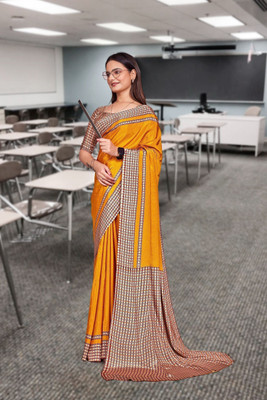 Feminista Printed, Solid/Plain Daily Wear Crepe Saree(Mustard, Brown)