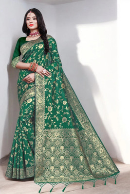 Pikham Self Design Banarasi Art Silk Saree(Green)