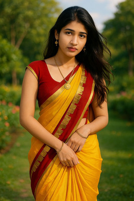 NST5 Woven Daily Wear Cotton Silk Saree(Gold)