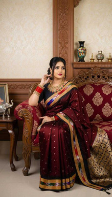 Tilfelle Woven Sambalpuri Silk Blend Saree(Maroon, Black)