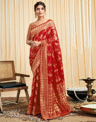 Samah Woven, Embellished Kanjivaram Silk Blend, Jacquard Saree(Red, Gold)