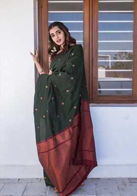 Rudr Venture Digital Print Banarasi Silk Blend Saree(Green)