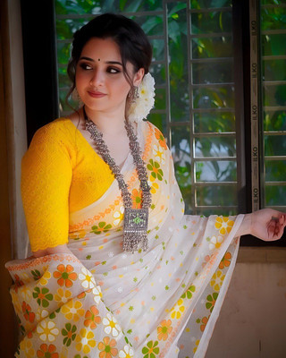 Laxmi Fashion Printed, Floral Print Assam Silk Jacquard, Cotton Silk Saree(Yellow, White)