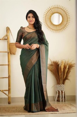 Aldwych Woven Banarasi Silk Blend Saree(Green)