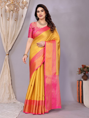 VILLAGIUS Woven Kanjivaram Silk Blend, Jacquard Saree(Gold)