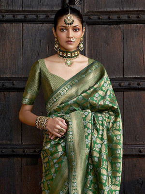ANOUK Woven Banarasi Silk Blend Saree(Green)