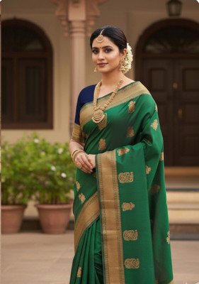 sarvasiddi fashions Embellished Handloom Silk Blend Saree(Green)