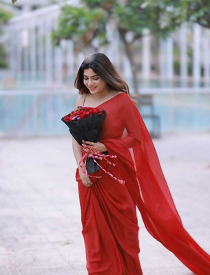 Anand Sarees Solid/Plain Daily Wear Chiffon, Georgette Saree(Red)