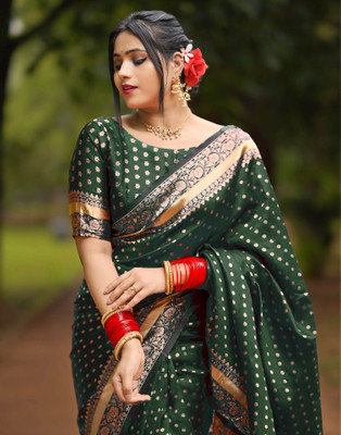 Samah Woven, Embellished Banarasi Silk Blend, Jacquard Saree(Green, Gold)