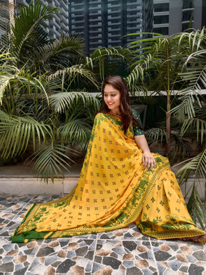 Moda Rapido Animal Print Bollywood Georgette Saree(Yellow, Green)