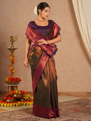 Tasrika Woven Kanjivaram Silk Blend Saree(Light Green)