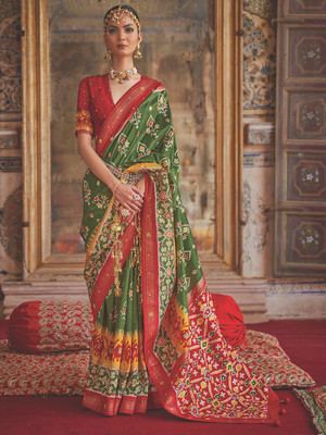 ANOUK Embellished Pochampally Silk Blend Saree(Green)