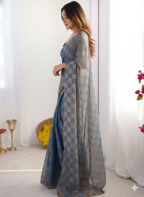 Vragi Embellished Bollywood Chiffon Saree(Dark Blue)