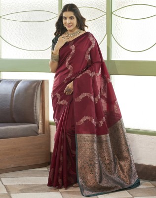Siril Woven, Embellished, Self Design Banarasi Silk Blend, Jacquard Saree(Maroon, Dark Green, Gold)
