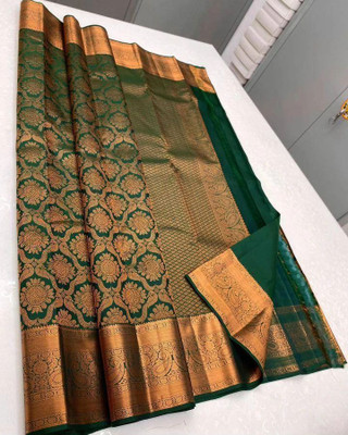 looknchoice Woven Banarasi Silk Blend Saree(Green)