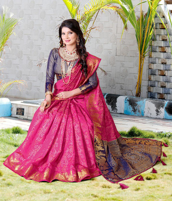 LAVYANSH CREATION Printed Patola Silk Blend Saree(Pink)