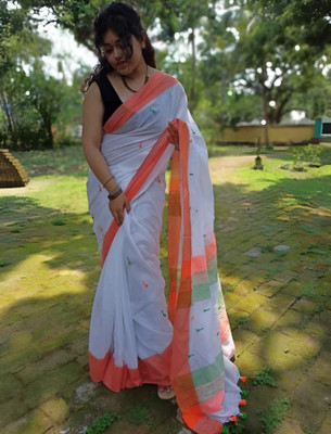 LDma Self Design, Solid/Plain, Woven Handloom Handloom Cotton Blend Saree(White, Orange, Green)