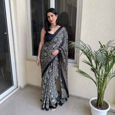 MJ TRENDZ Pure Silk Printed Blouse Material