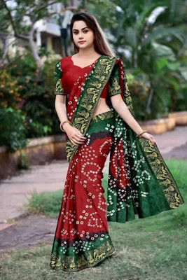 rajranitextiles Hand Painted Bandhani Georgette Saree(Red)