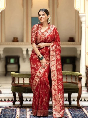 ZILVIRA Woven Kanjivaram Pure Silk, Jacquard Saree(Red)