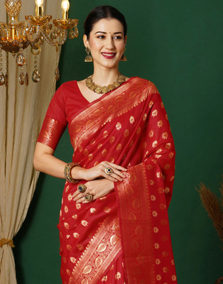 Samah Woven, Self Design Banarasi Art Silk Saree(Red, Gold)