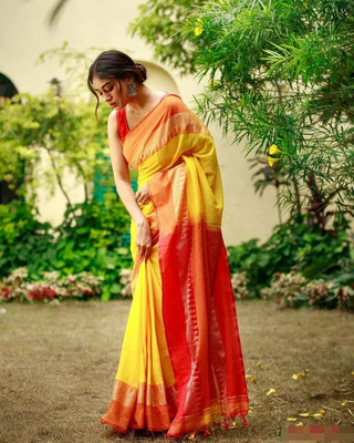 HouseOfCommon Self Design Handloom Cotton Blend Saree(Red, Yellow)