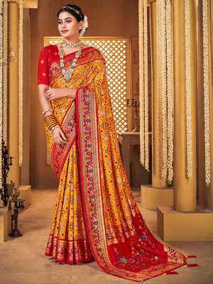 Divastri Woven Patola Silk Blend Saree(Mustard)