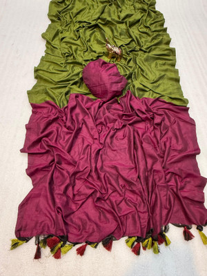 WELLBREAD Self Design Handloom Mulmul Saree(Dark Green)