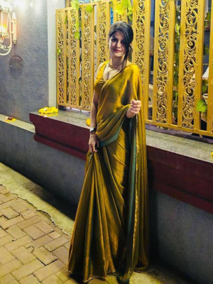 PARAMPARA CREATION Embellished Bollywood Chiffon Saree(Yellow)