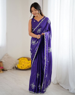 Satrani Embellished, Embroidered Bollywood Silk Blend Saree(Purple)