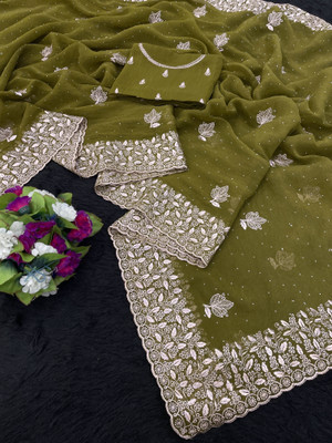 CHAMUNDA CREATION Embroidered Bollywood Organza Saree(Maroon)