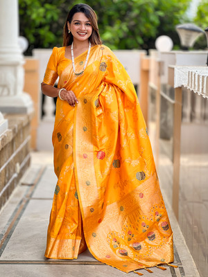 Nayanthara Trends Woven Banarasi Silk Blend Saree(Yellow)