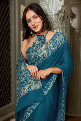 MIRCHI FASHION Solid/Plain, Embellished Daily Wear Chiffon, Georgette Saree(Blue, Cream)