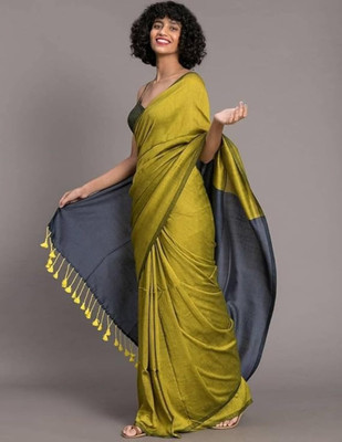 Royal Traditionn Solid/Plain Handloom Cotton Blend Saree(Light Green)