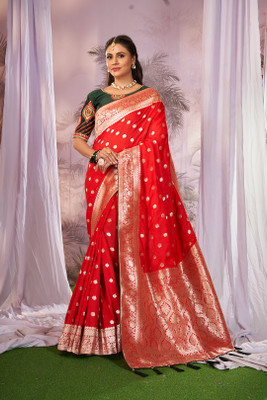 MANOHARI Woven Banarasi Silk Blend Saree(Red)