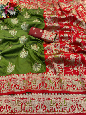 KanjiQueen Woven, Self Design Kanjivaram Silk Blend, Pure Silk Saree(Green, Red)