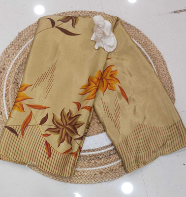 RIDDHICREATION Animal Print, Geometric Print, Printed Bollywood Silk Blend Saree(Cream)