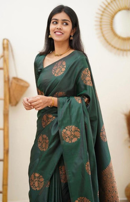 Marziyaa Checkered Banarasi Jacquard Saree(Green)