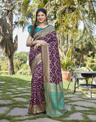 YASHIKA Printed Kanjivaram Silk Blend Saree(Purple)