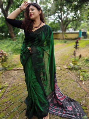 Bella Worth Printed Sambalpuri Cotton Blend Saree(Green)