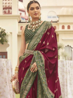 Sareemall Woven Patola Silk Blend Saree(Maroon, Green)