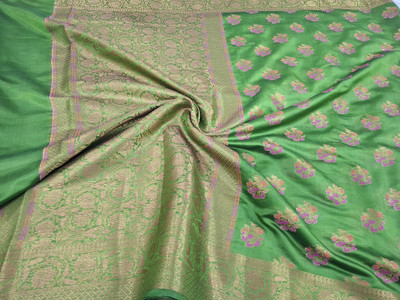 Shanwaz Ahmad Embellished, Woven, Self Design Banarasi Silk Blend, Dupion Silk Saree(Green)