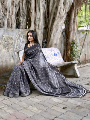 Zoamic Printed Kalamkari Georgette Saree(Multicolor)