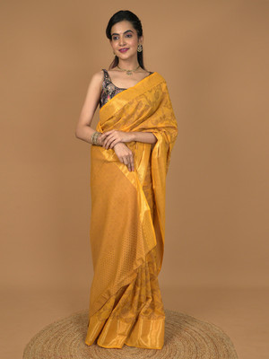 Hella Fashions Dyed Bandhani Georgette Saree(Yellow)