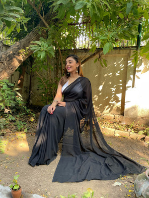 Anand Sarees Dyed, Solid/Plain Bollywood Georgette Saree(Black)
